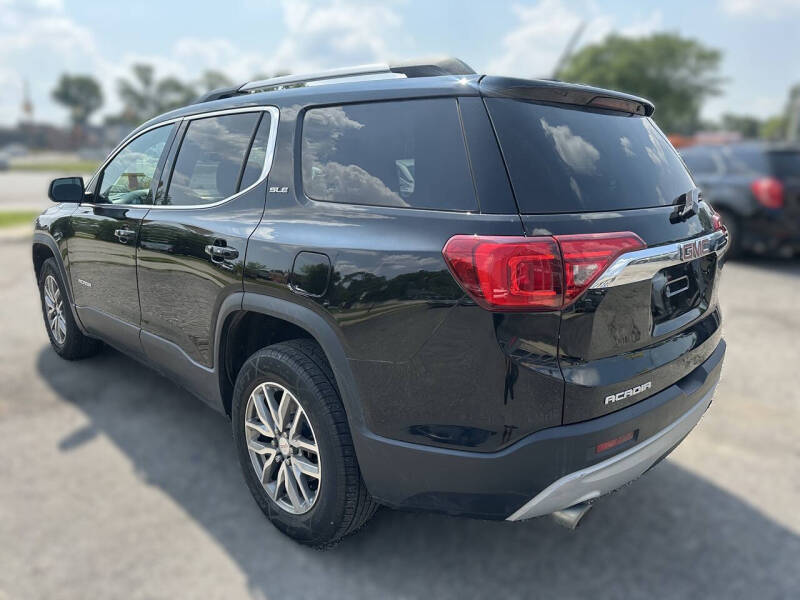 2018 GMC Acadia SLE-2