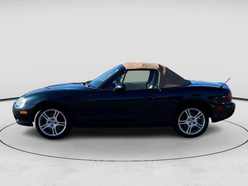 2005 Mazda MX-5 Miata