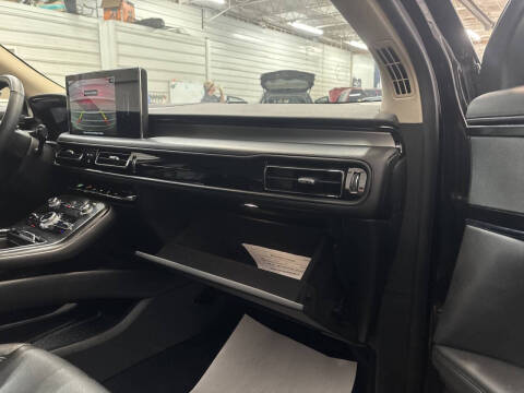 2022 Lincoln Nautilus Standard