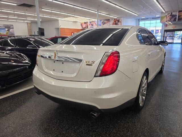 2011 Lincoln MKS