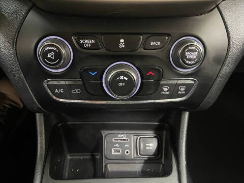 2016 Jeep Cherokee Latitude Altitude