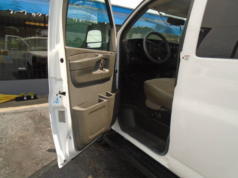 2014 Chevrolet Express LS 3500