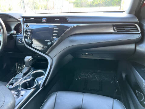 2019 Toyota Camry XSE