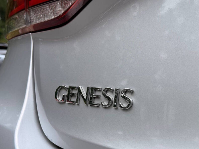 2015 Hyundai Genesis