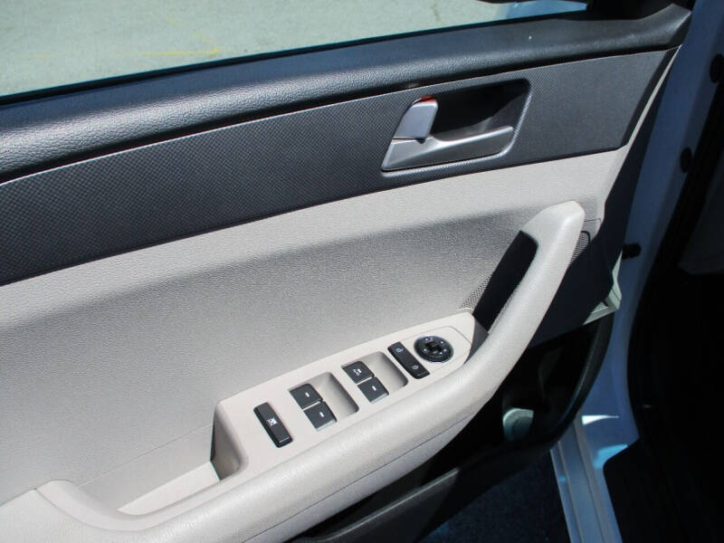 2017 Hyundai Sonata SE