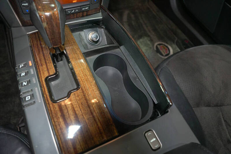 2008 Cadillac XLR-V