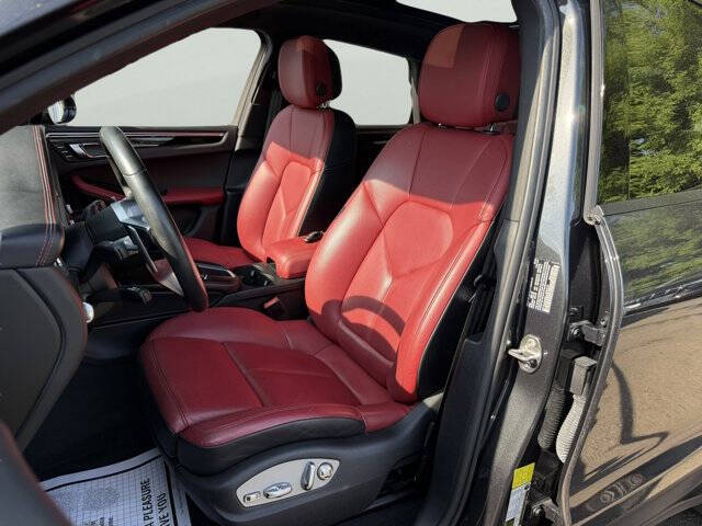 2020 Porsche Macan