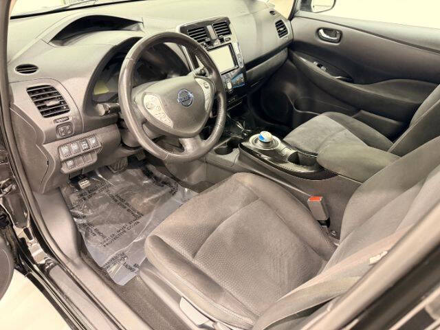 2016 Nissan LEAF SV