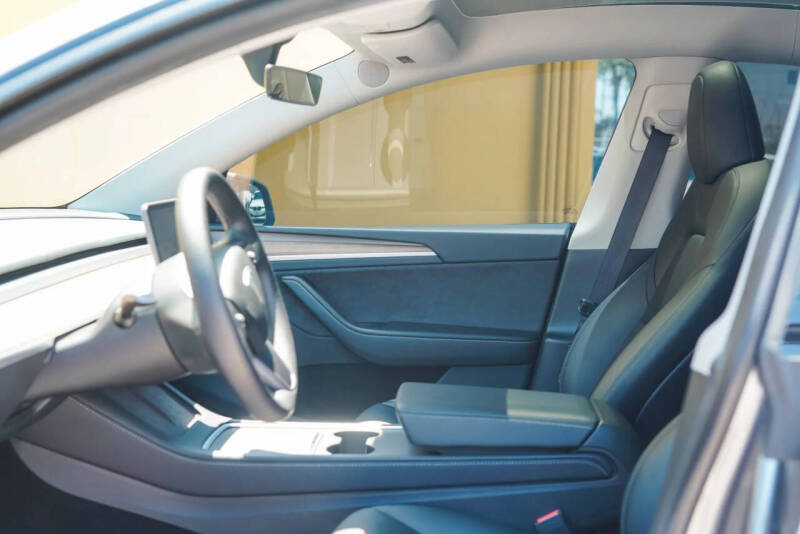 2024 Tesla Model Y Long Range