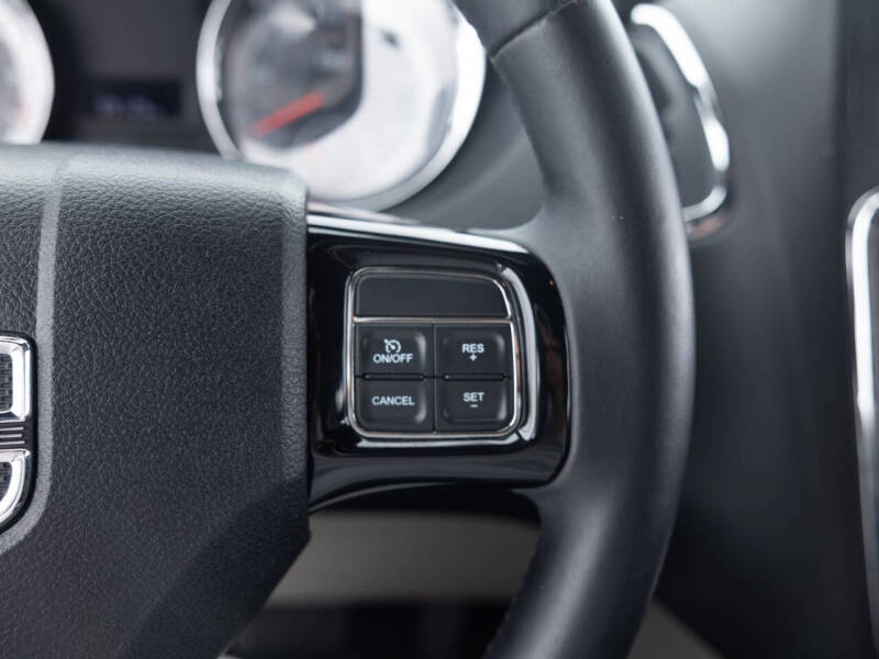 2014 Dodge Grand Caravan SE 30th Anniversary