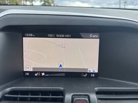 2017 Volvo XC60 T6 Dynamic