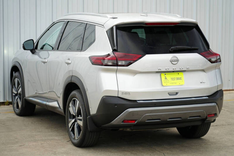 2023 Nissan Rogue SL