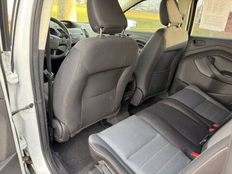 2019 Ford Escape S