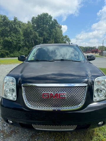 2014 GMC Yukon XL for sale at Simyo Auto Sales in Thomasville NC