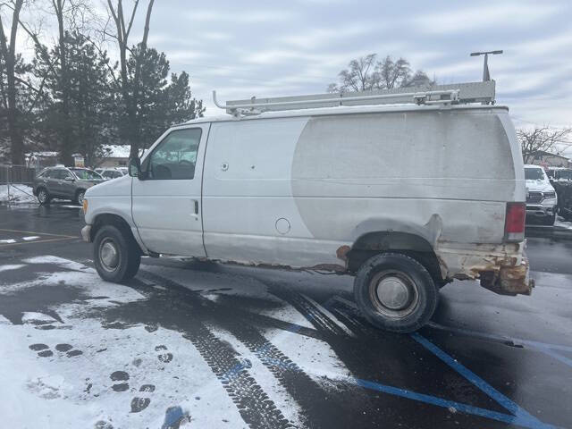 2000 Ford E-350 SD