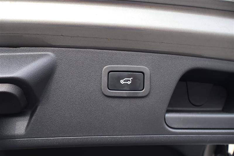 2019 Jaguar E-PACE P250 SE