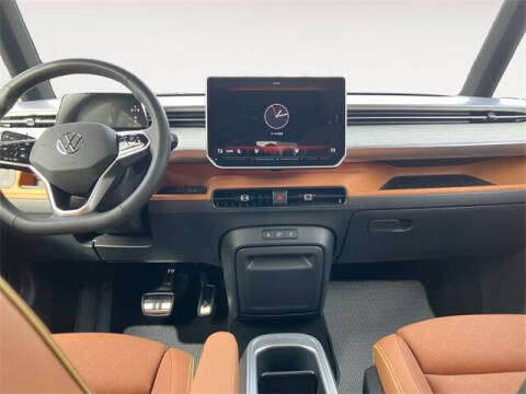 2025 Volkswagen ID. Buzz Pro S Plus 4Motion