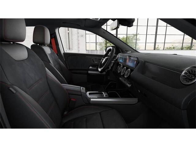 2025 Mercedes-Benz GLA AMG GLA 35