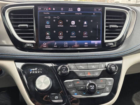 2021 Chrysler Pacifica Touring L