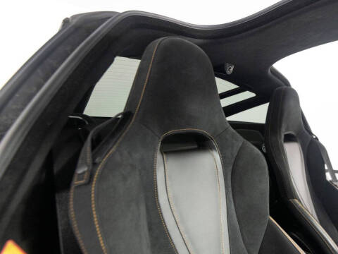 2021 McLaren 720S Performance