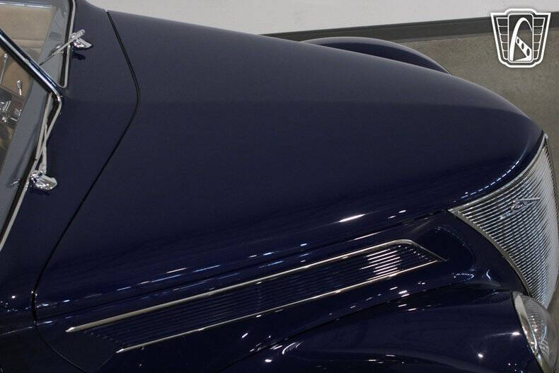 1937 Ford Phaeton