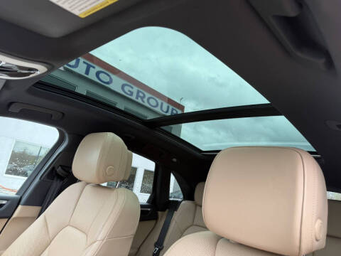 2019 Porsche Macan S
