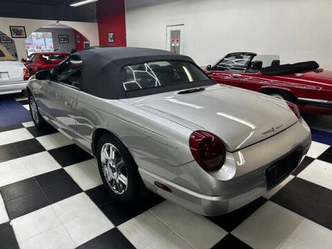 2004 Ford Thunderbird Deluxe