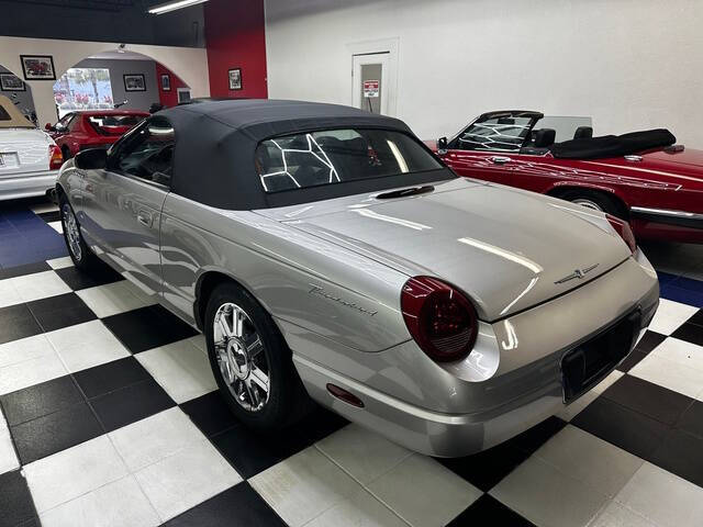 2004 Ford Thunderbird Deluxe