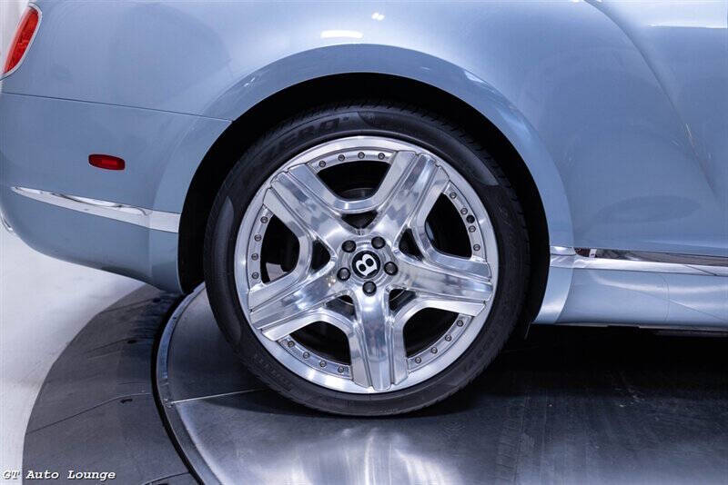 2015 Bentley Continental 34