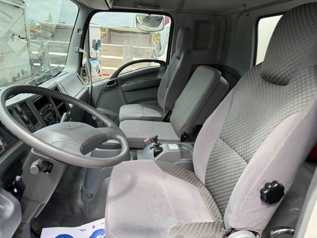 2021 Isuzu FTR