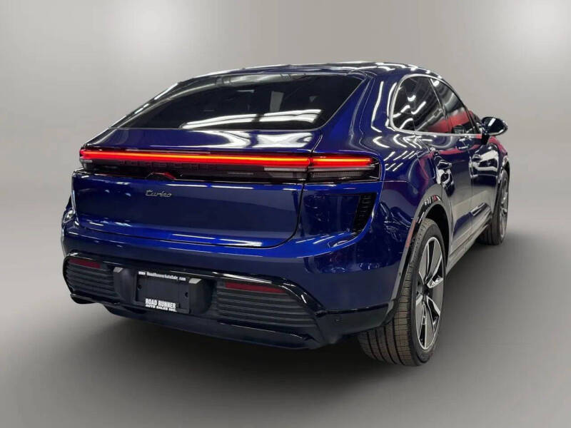 2024 Porsche Macan Turbo Electric