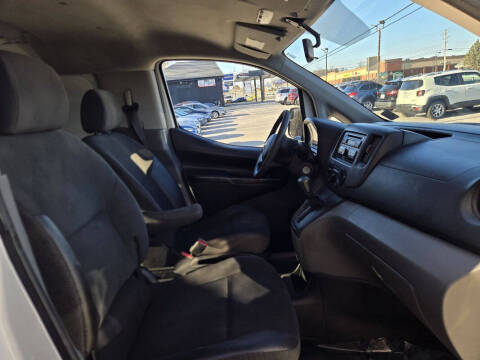 2014 Nissan NV200