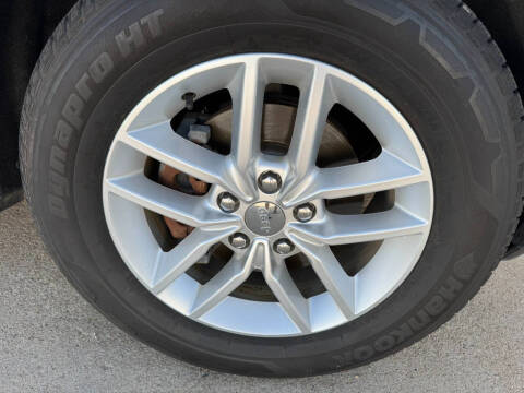 2018 Jeep Grand Cherokee Laredo E