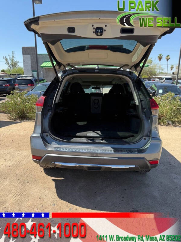 2018 Nissan Rogue SV