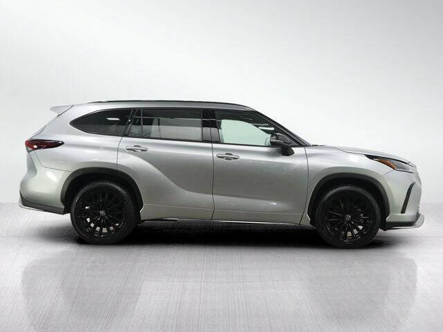 2025 Toyota Highlander XSE