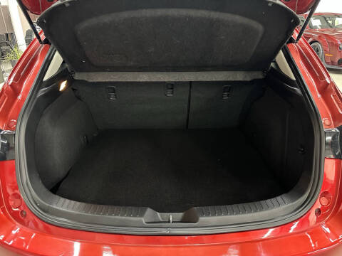 2017 Mazda MAZDA3 Sport