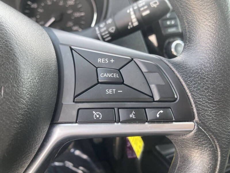 2022 Nissan Rogue Sport S