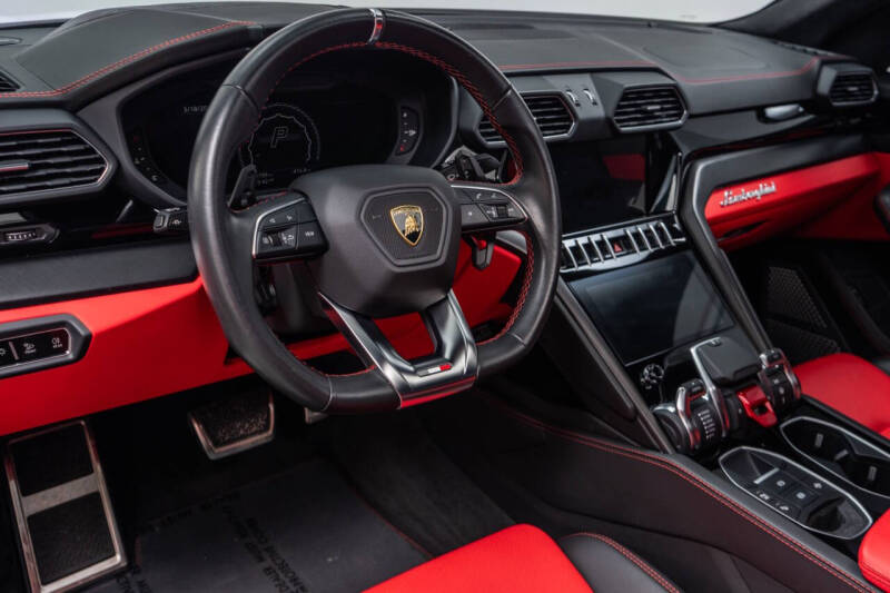 2021 Lamborghini Urus