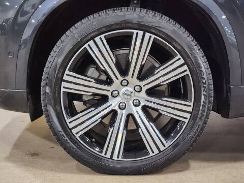 2022 Volvo XC90 T6 Inscription 6-Passenger