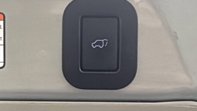 2016 Toyota Sienna XLE 8-Passenger