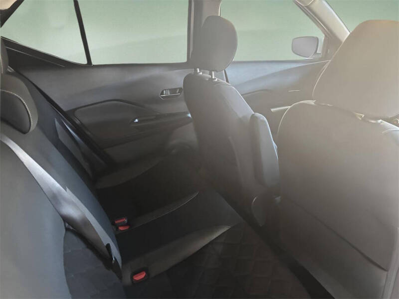 2018 Nissan Kicks SV