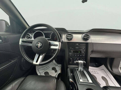 2006 Ford Mustang GT Deluxe