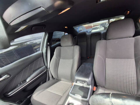 2019 Dodge Charger SXT