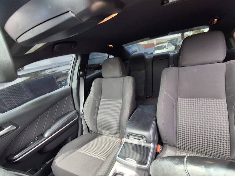 2019 Dodge Charger SXT