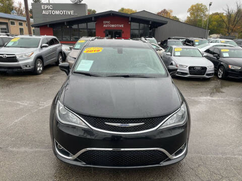 2019 Chrysler Pacifica Touring L