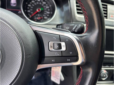 2017 Volkswagen Golf GTI S