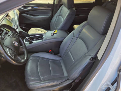 2020 Buick Enclave Essence