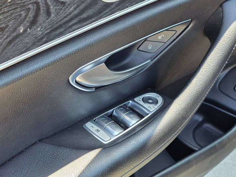 2018 Mercedes-Benz E-Class E 300