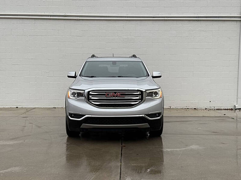 2017 GMC Acadia SLE-2