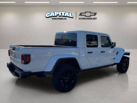 2025 Jeep Gladiator NightHawk